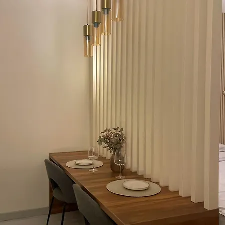 Yamaluxe - Romantic Apartment Bucharest
